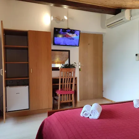 Pansion Alen - Dugi Otok Bed & Breakfast