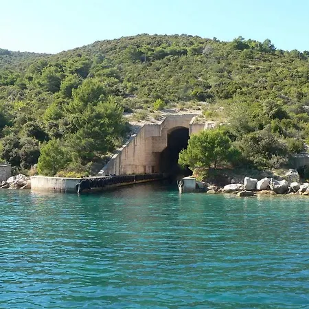 Pansion Alen - Dugi Otok Bed & Breakfast Luka (Dugi Otok)
