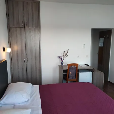 Bed & Breakfast Pansion Alen - Dugi Otok