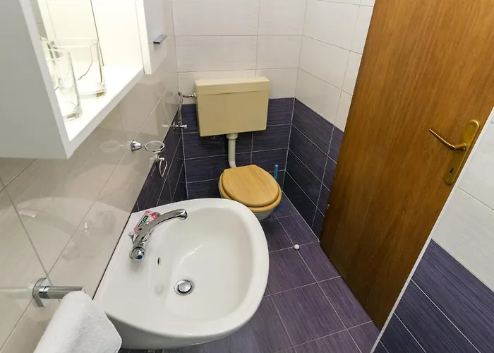 Pansion Alen - Dugi Otok 3* Luka (Dugi Otok)