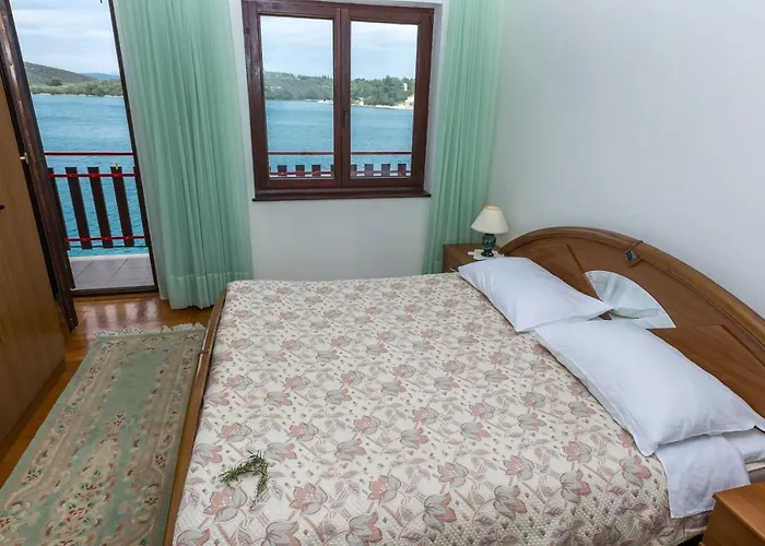 Bed & Breakfast Pansion Alen - Dugi Otok Luka (Dugi Otok)