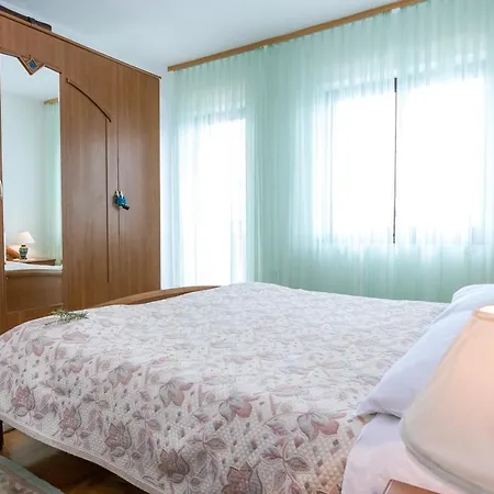 Bed and breakfast Pansion Alen - Dugi Otok 3*