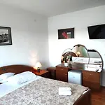 Pansion Alen - Dugi Otok Nocleg ze śniadaniem 3*