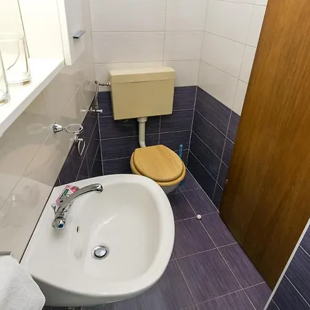 Pansion Alen - Dugi Otok 3* Luka (Dugi Otok)